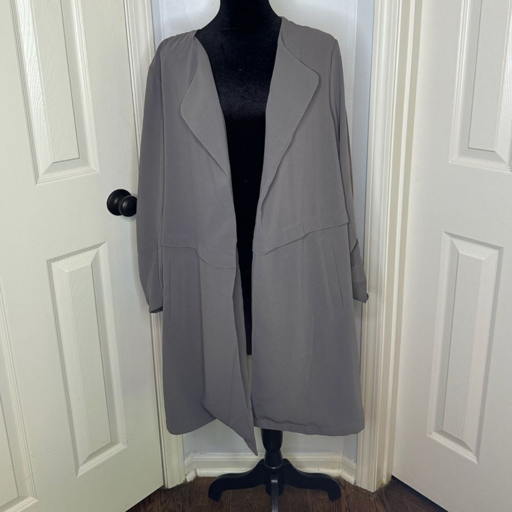 Philosophy — Size 2X - Gray Lightweight Blazer